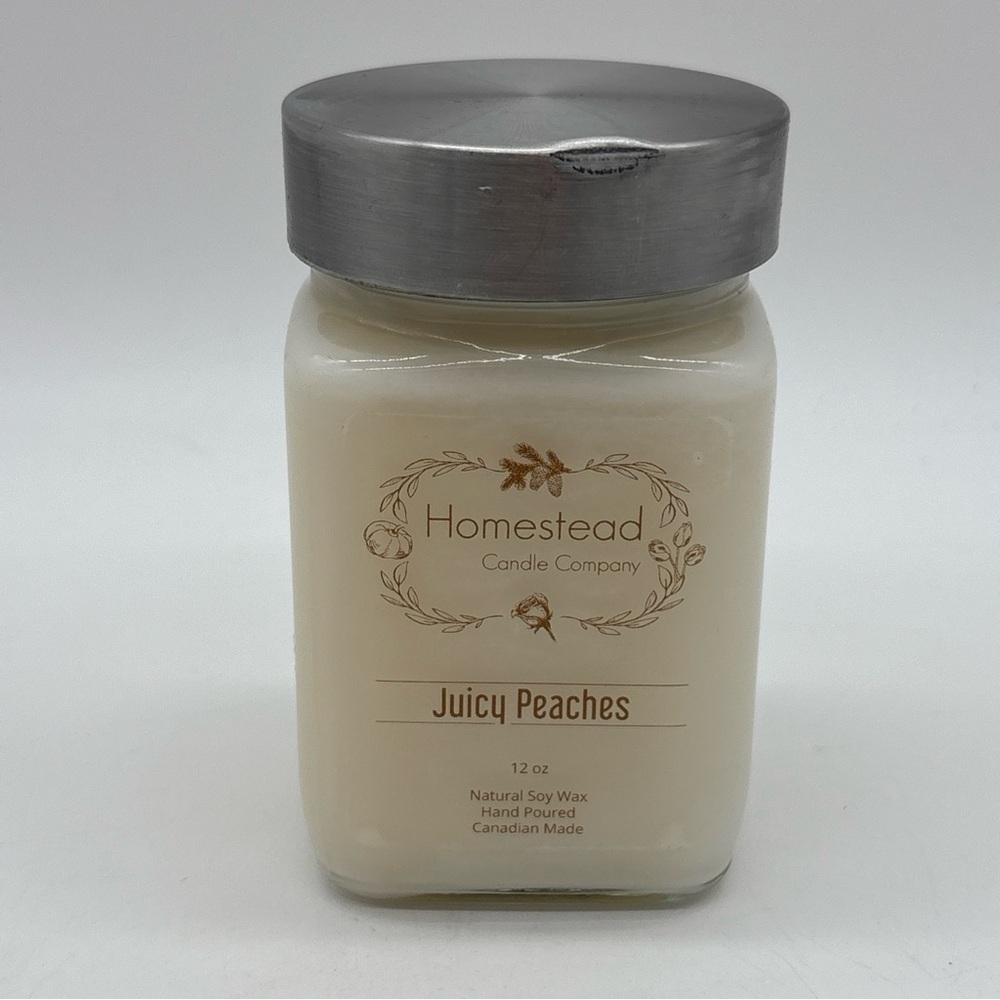 Homestead Candle Company Juicy Peaches 12oz Soy Wax Candle Brand New